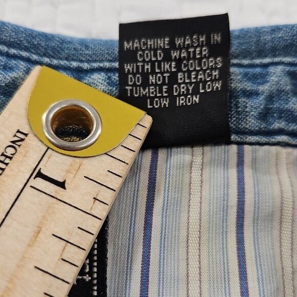 Passport Medium Wash Denim Shirt Women's Medium Pearl Snap Buttons EUC Western - Picture 7 of 14